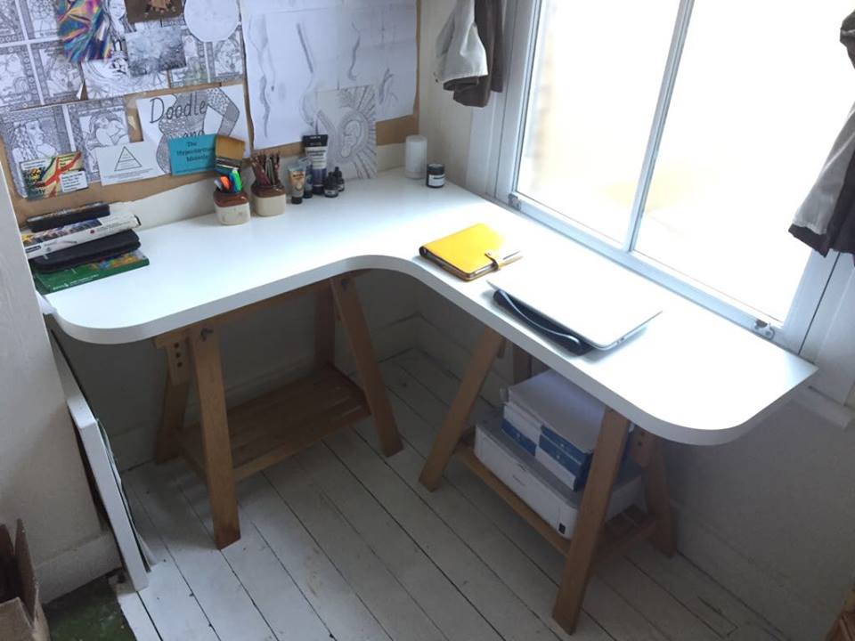 CUSTOM BUILT DESK GT CARPENTRY